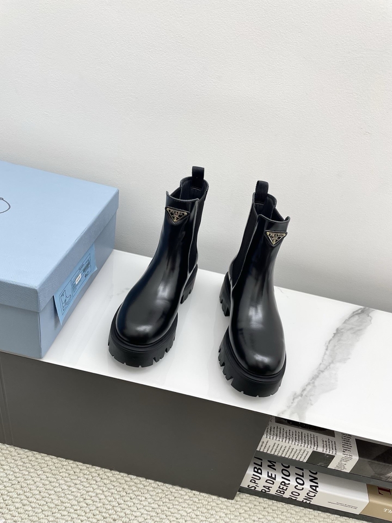 Pra*a boots